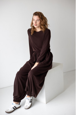 Костюм жіночий